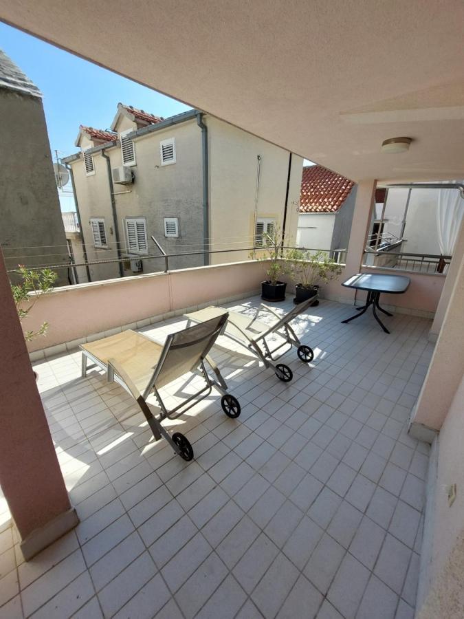 Holiday Baška Voda Exterior foto