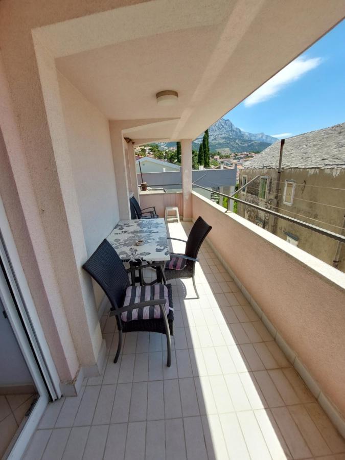 Holiday Baška Voda Exterior foto