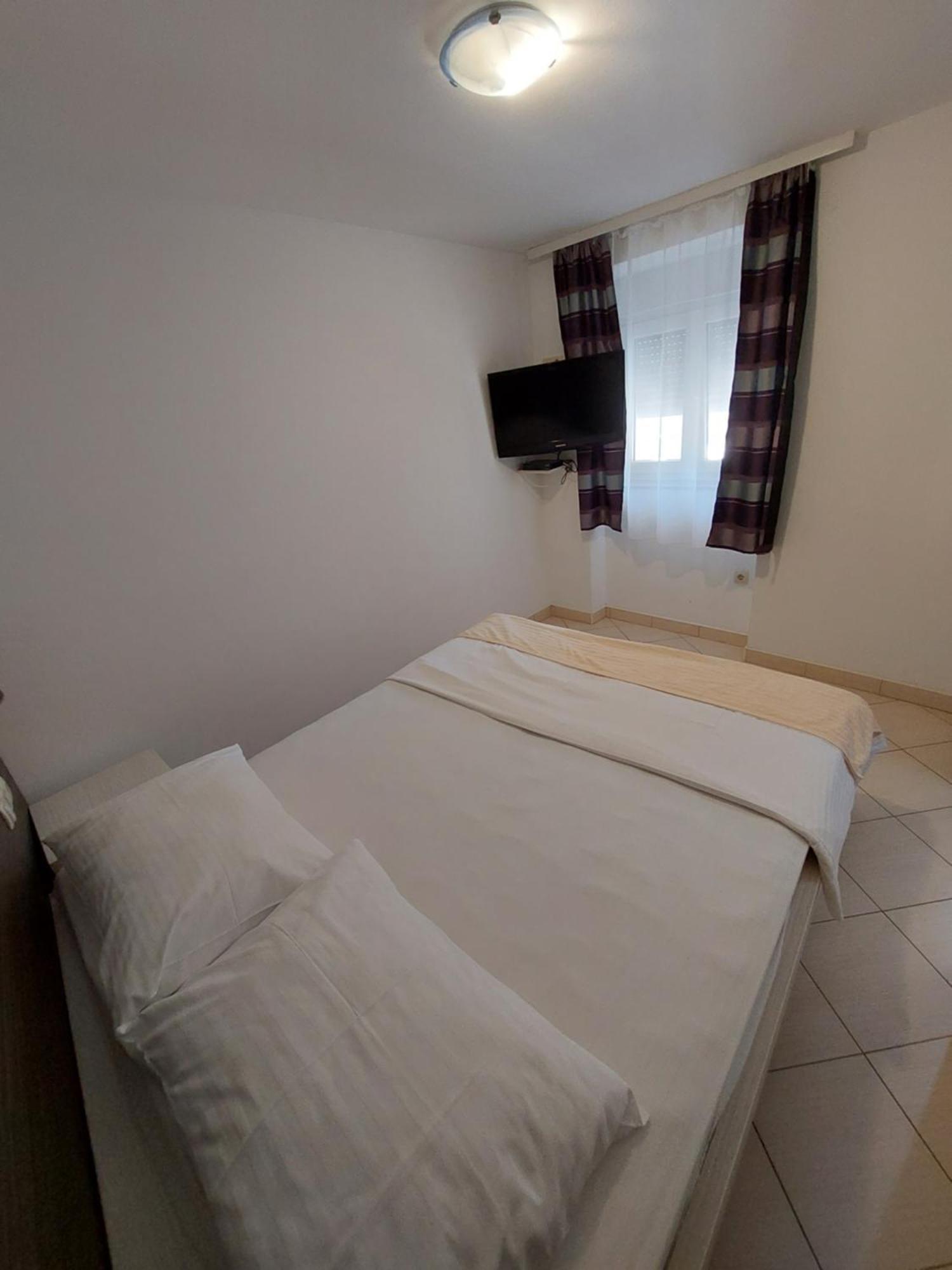 Holiday Baška Voda Zimmer foto