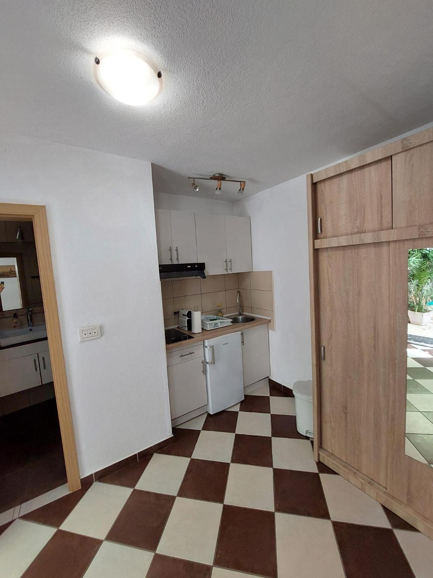 Holiday Baška Voda Exterior foto